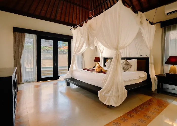 Barong By Puri Signatures Resort 4*